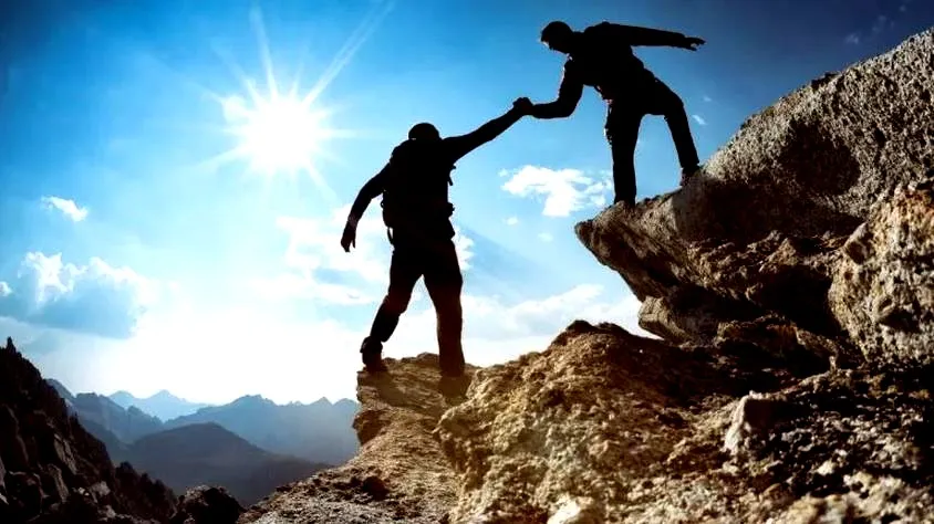 Jak radzić sobie z cierpieniem? Analiza emocji w trudnych chwilach