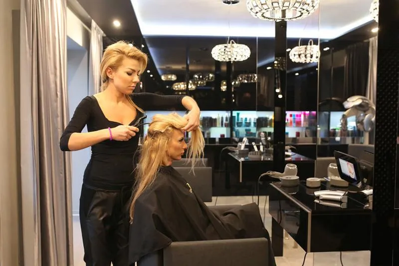 Najlepsze opinie o solidnym fryzjerze damskim w Gorzowie Wielkopolskim